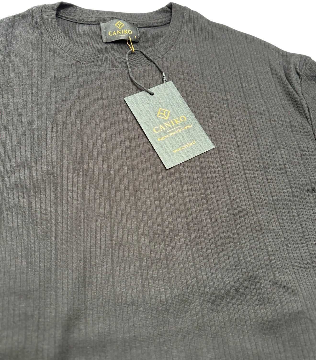 Light Ribbed Essential T-shirt