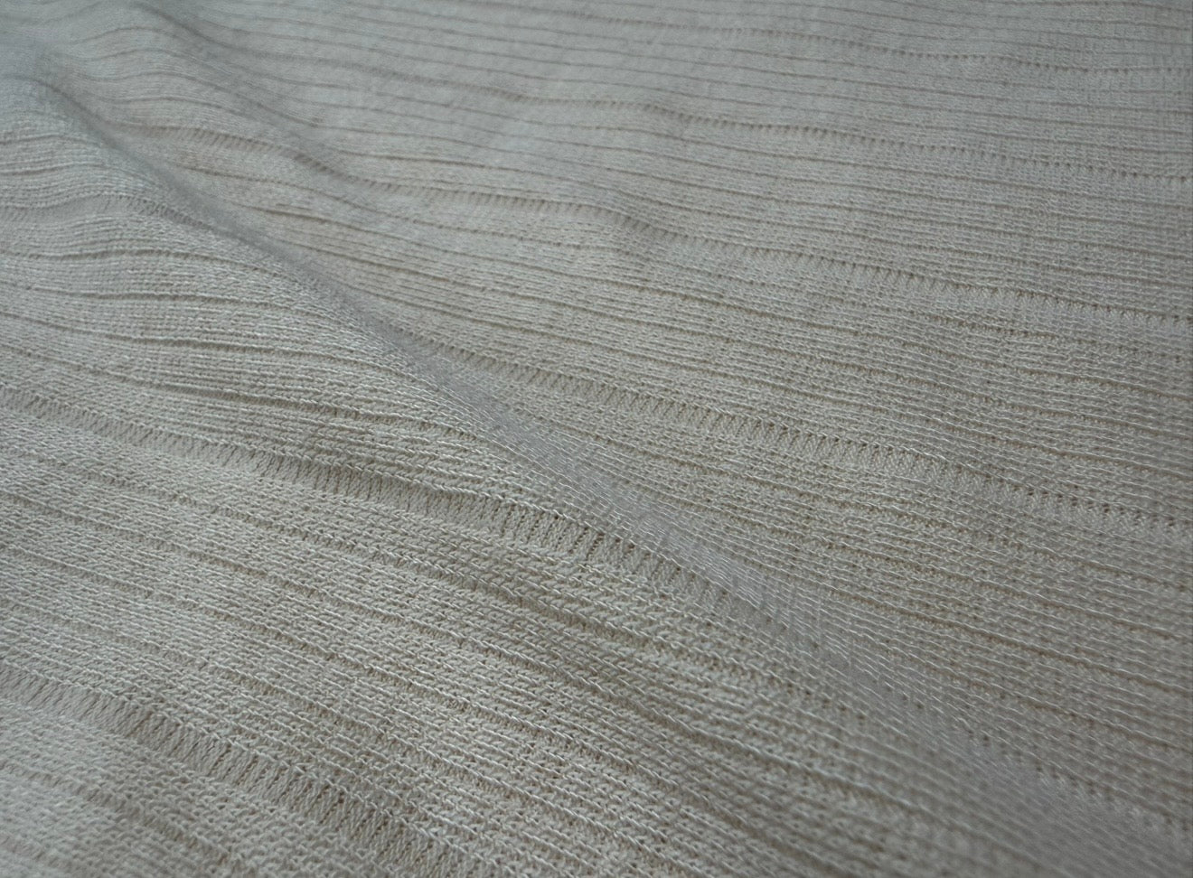 Light Ribbed Essential T-shirt